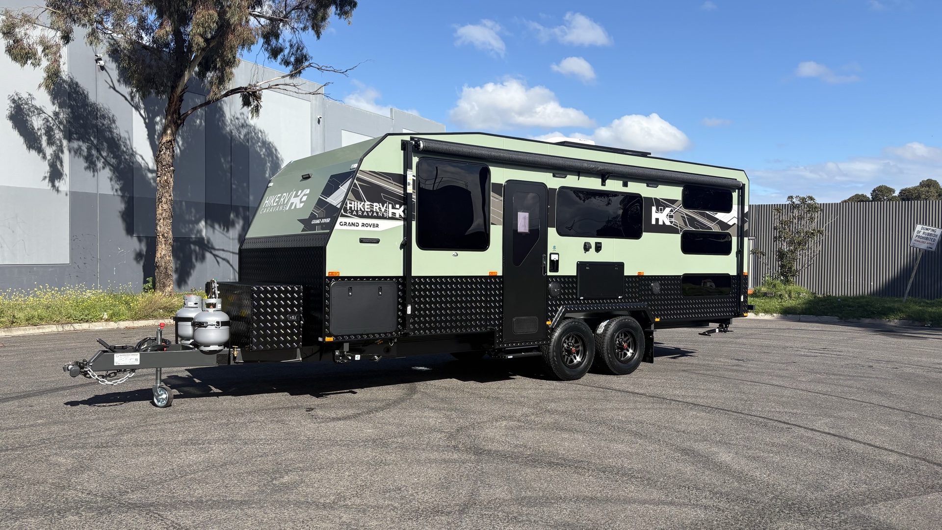 Grand Rover External 5